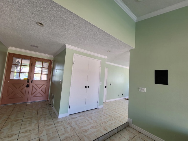 Photo - 9149 Croce Dr