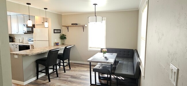 Photo - 809 Quincy St