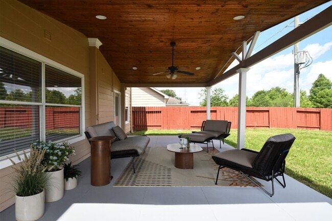 Photo - 24406 Lakecrest Village Dr