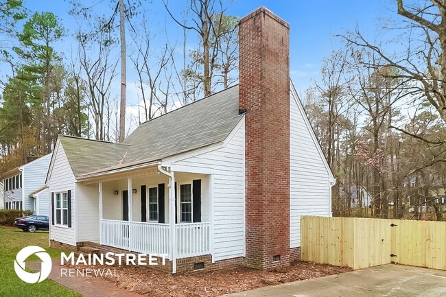 Photo - 8812 Reigate Ln