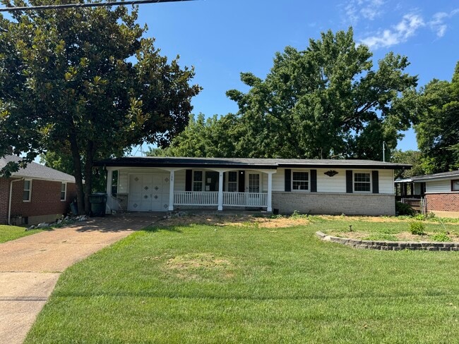 Building Photo - 138 Elmgrove Ave Rental