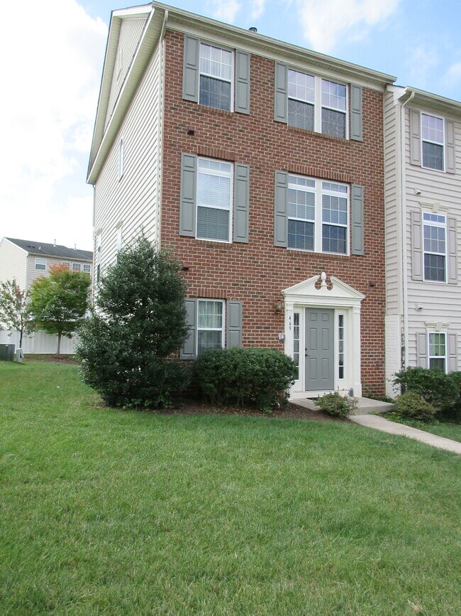 Photo - 469 Rolkin Rd