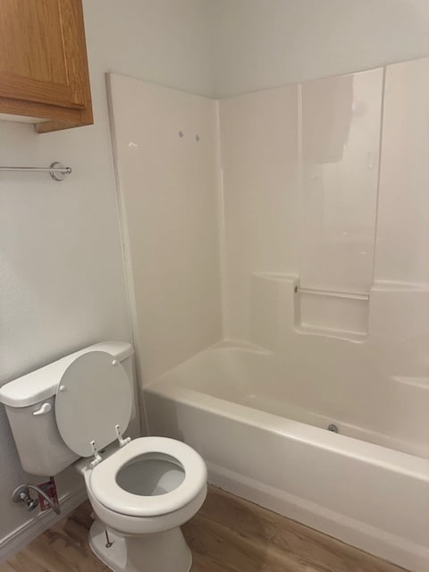 Baño principal - 1824 S Globe Ave Unidad D