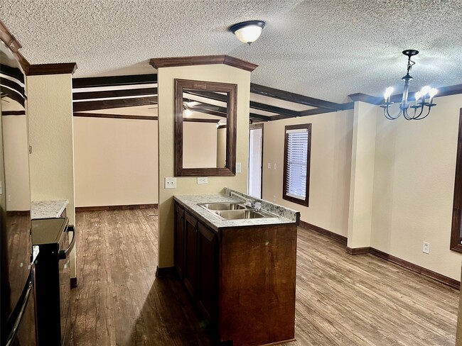 Photo - 21399 Ruth Dr