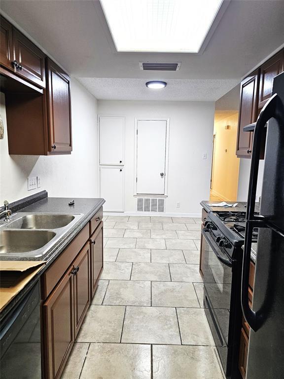 Photo - 1747 Horseshoe Cir