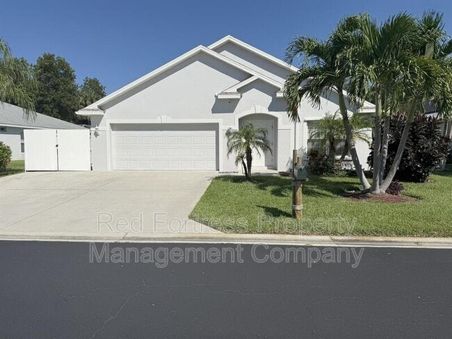 Building Photo - 15570 Beach Pebble Way Rental