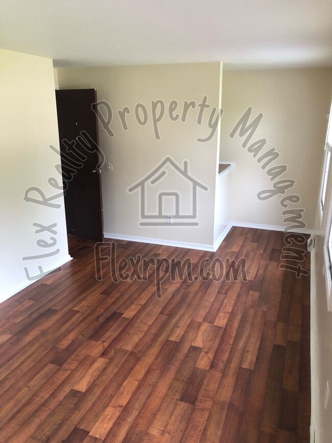 Photo - New on The Market....drive by today to tak...