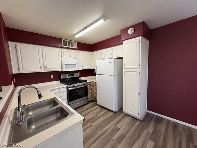 Photo - 5710 E Tropicana Ave Unidad 1218