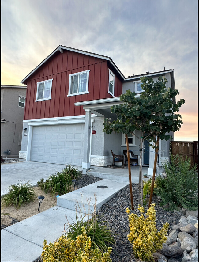 Building Photo - 1922 Amazonite Dr Rental