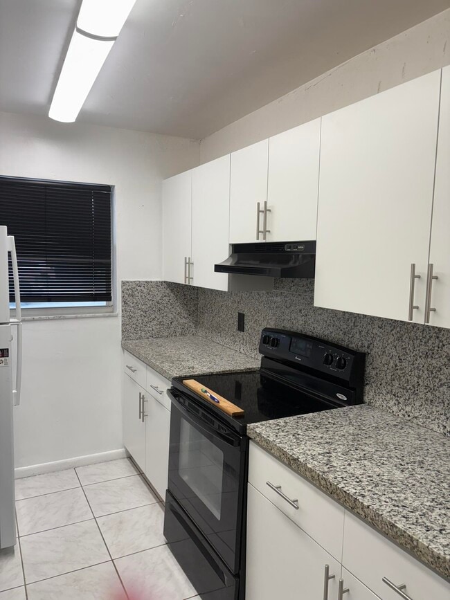 Photo - 2801 Albatross Rd