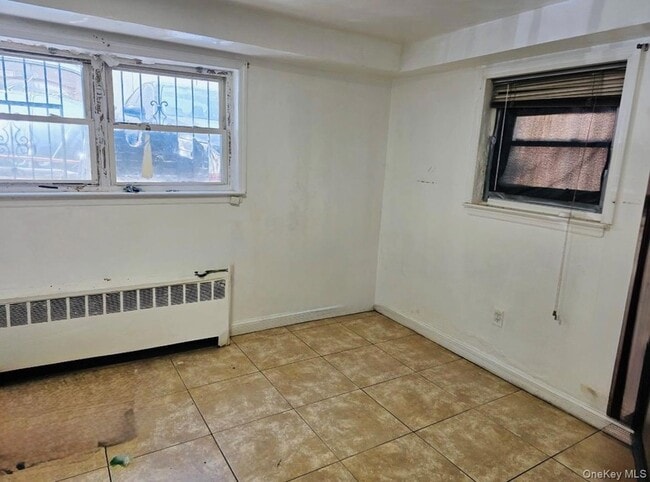 Photo - 1729 Barnes Ave