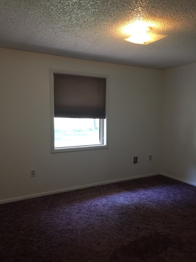Photo - 7141 12 Mile Rd