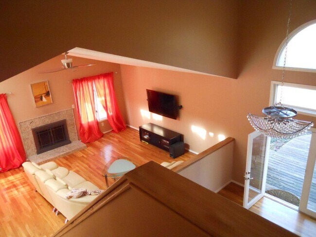 Photo - 10040 Stonemill Rd