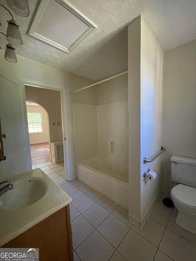 Photo - 414 N Franklin St