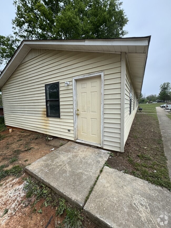 Building Photo - 301 Holman St Rental