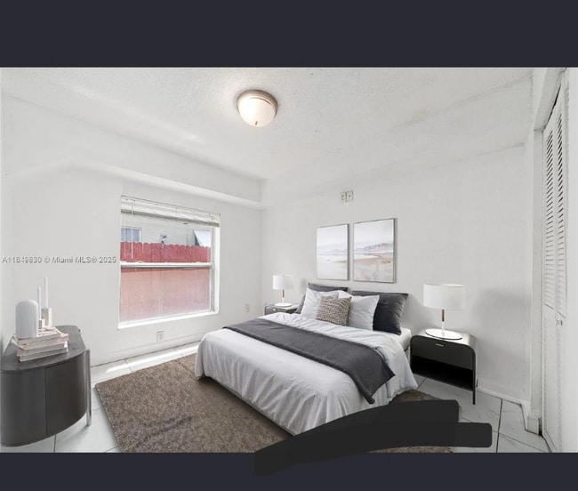Photo - 1040 17th St Apartment Unit B