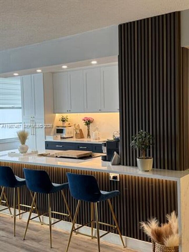 Photo - 18061 Biscayne Blvd Unidad 18061 Biscayne Blvd # 404