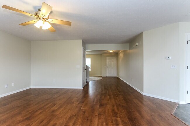 Photo - 1685 Cedar Mill Dr