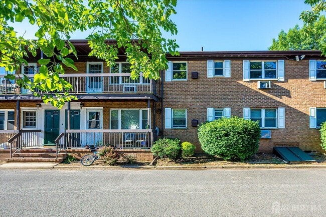 Photo - 55 Gill Ln Unit 28