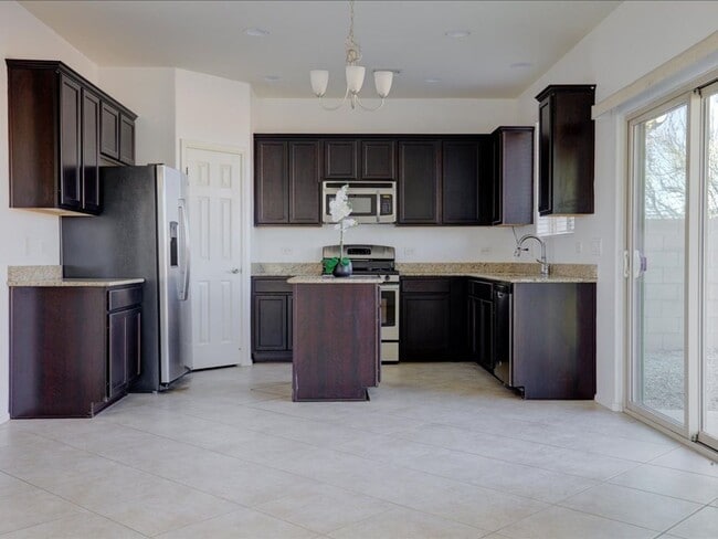 Photo - 3 Bedroom 2 1/2 Bathroom