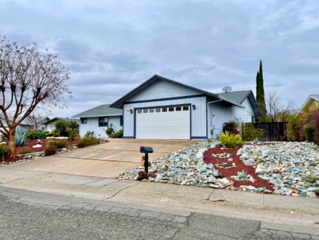 Photo - 3640 Elizabeth Way