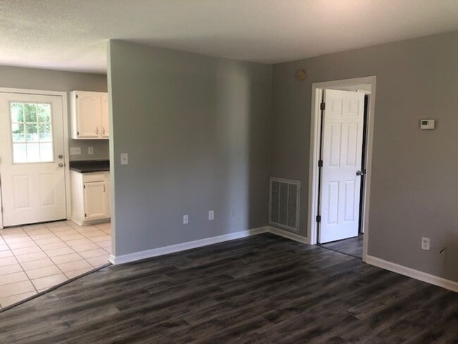 Photo - Renovated 4 Bedroom 2 Bath Home for Rent!!