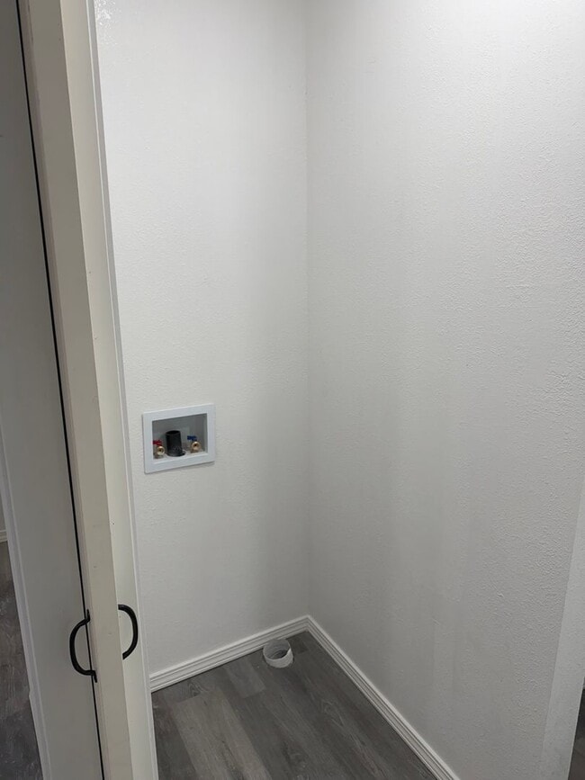 Photo - 625 Nelson St Unit 625 - A