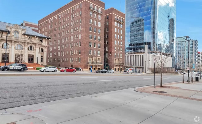 Building Photo - 29 S State St Unit 315 Rental