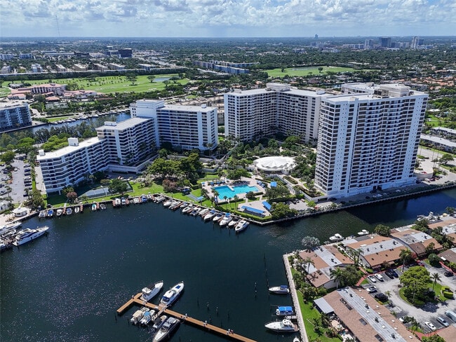 Photo - 2500 Parkview Dr Unit 1710