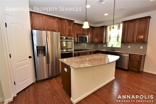 Photo - 7946 Monrovia Dr