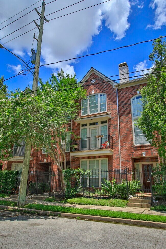 Photo - 1310 W Webster St