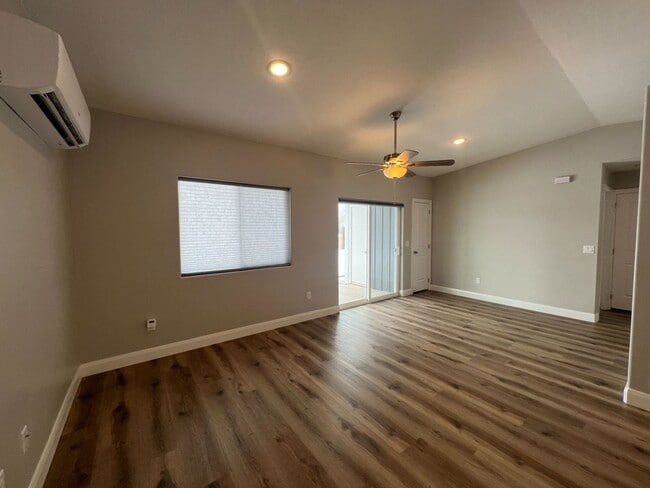 Photo - 2 bed - 1 bath - updated throughout!