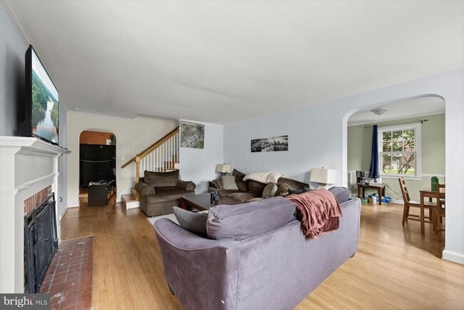 Photo - 4812 7th St N