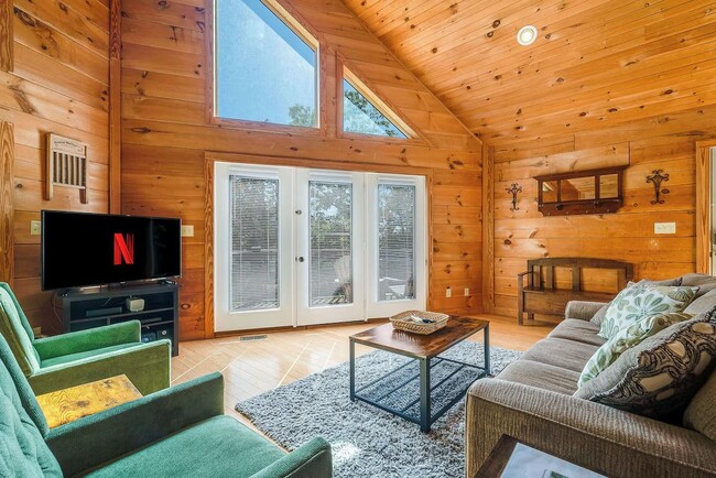 Photo - 223 Turkey Dr