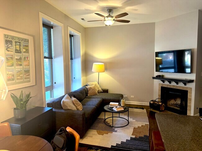Photo - 1344 N North Park Avenue