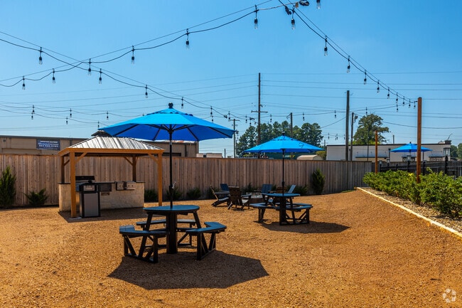 Outdoor Area - The Residences at Toler