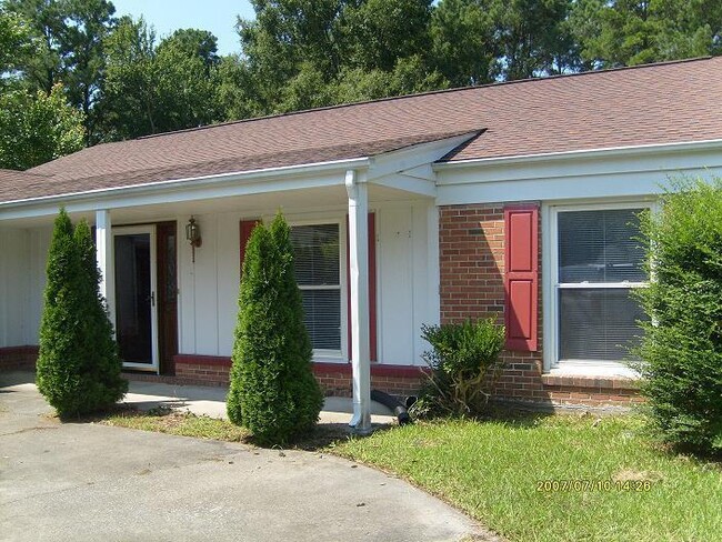 Photo - 715 Lee Dr House
