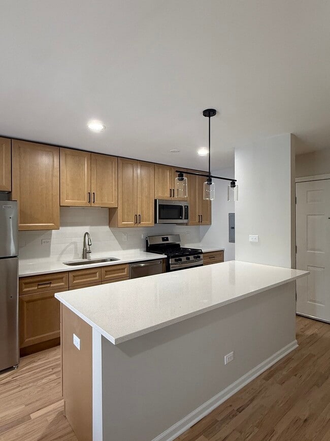 Photo - 2411 N Kennicott Dr