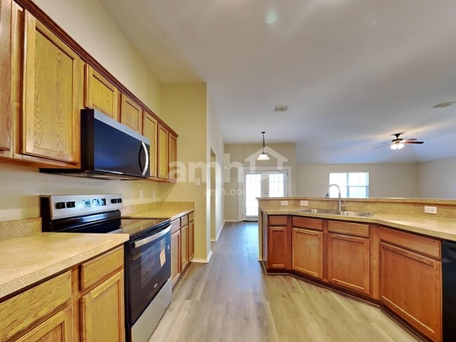 Photo - 1349 Illinois Ave