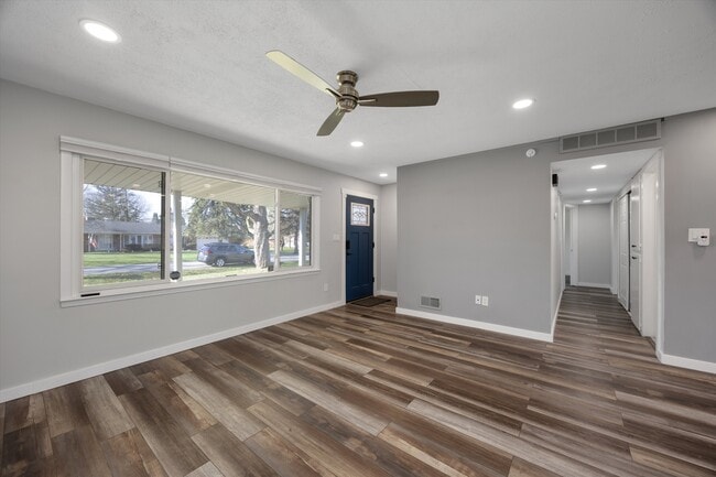 Photo - 37880 Wendy Lee St