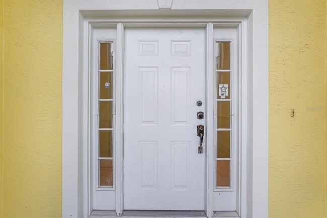 Photo - 295 Fareham Dr