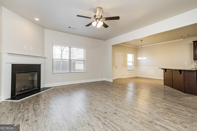 Photo - 175 Leland Ln