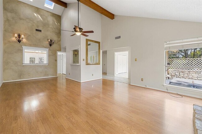 Photo - 6400 Paintbrush Hollow