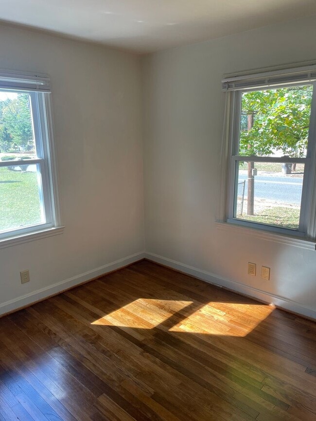 Photo - 1437 Thurmond St