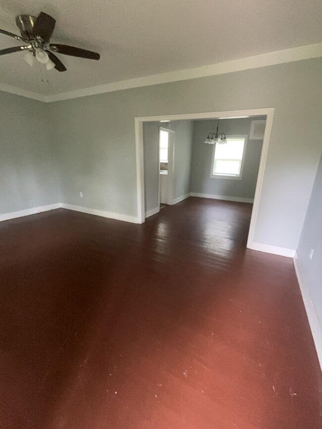 Photo - 131 Grandview Cir