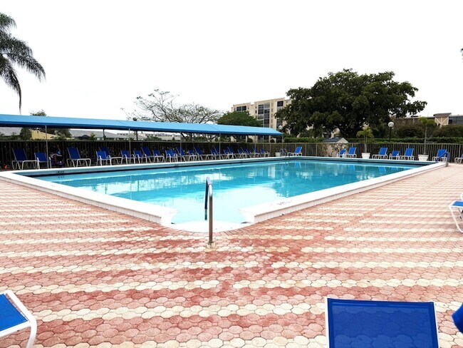 Photo - 7076 Huntington Ln Unit 6080