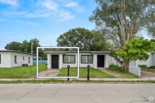 Building Photo - 606 S 13th St Unit 1 Rental