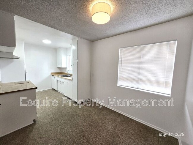 Photo - 2056 N Ventura Rd Unidad #3