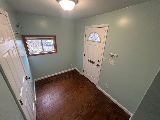 Photo - 3-Bedroom Home in Carrick on Private Street