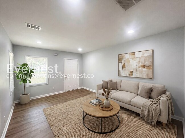 Photo - 2 Bed, 1 Bath Duplex with Off-Street Parking / Pet-Friendly / Coming Soon!